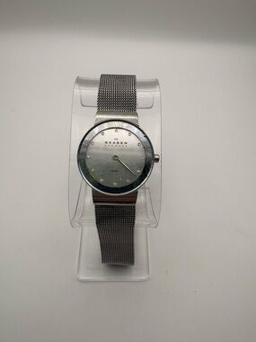 Skagen 358SSSD Silver Mesh Band Minimalist Watch
